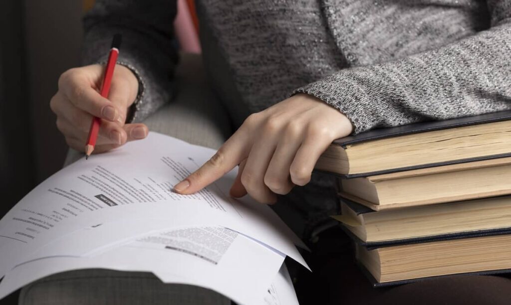 Carga de lectura en la carrera de Derecho libros de Derecho Civil, Constitucional y Romano usados en universidades argentinas