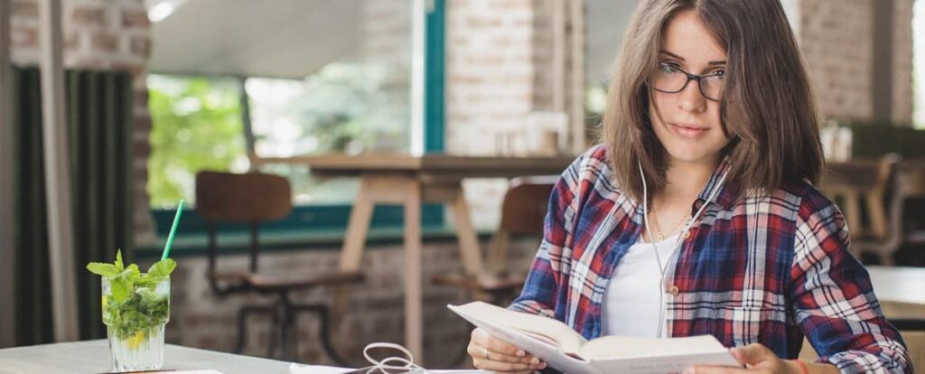 organización de plan de estudio para rendir finales de derecho con libros y calendario