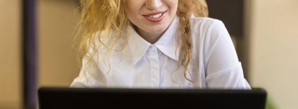 carrera de abogacía a distancia en Argentina modalidad online universidad