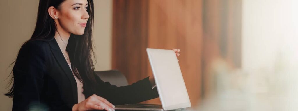 ramas del derecho mejor pagadas en argentina abogados corporativos y tributarios
